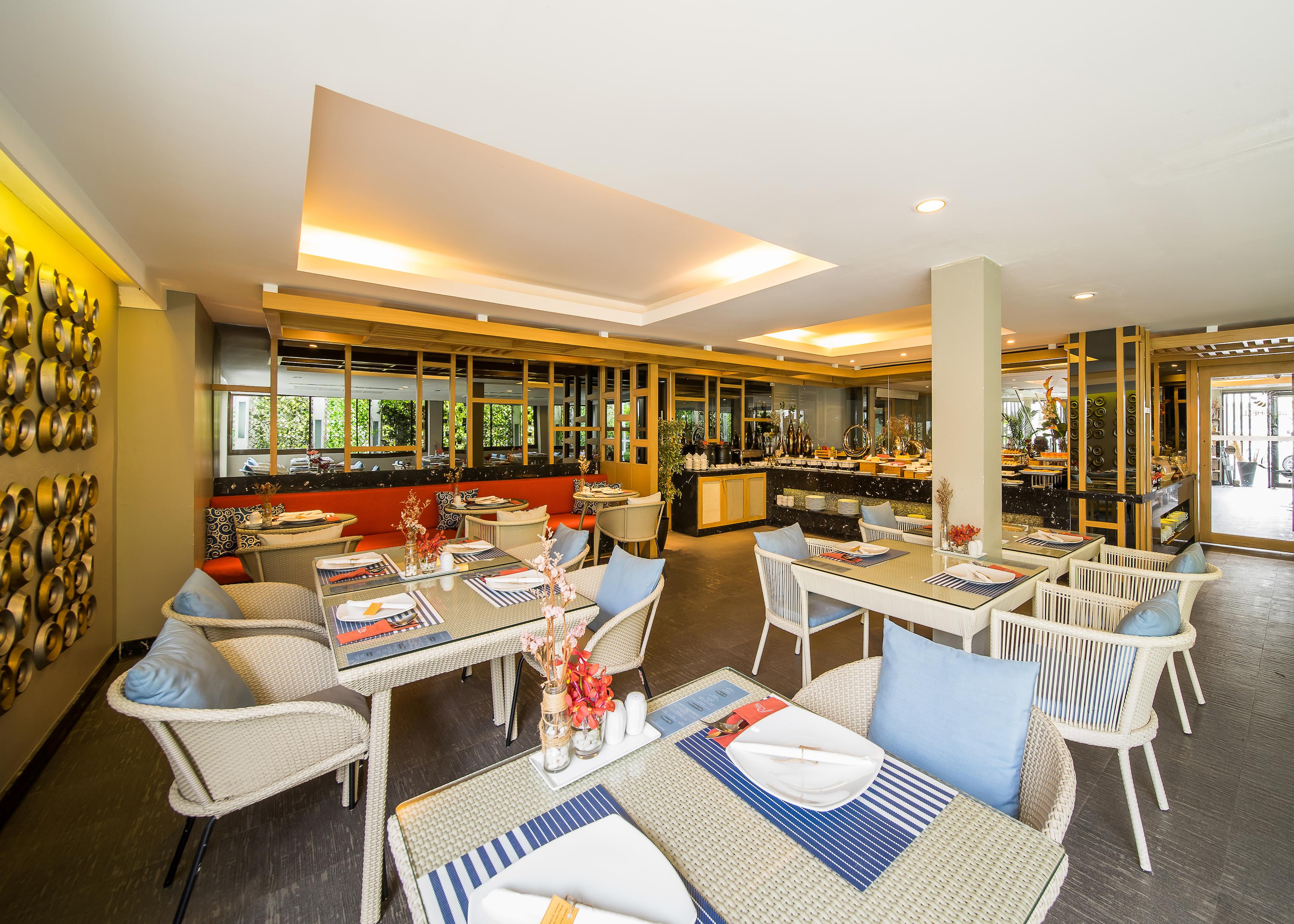 The Rock Hua Hin Beachfront Spa Resort Екстериор снимка