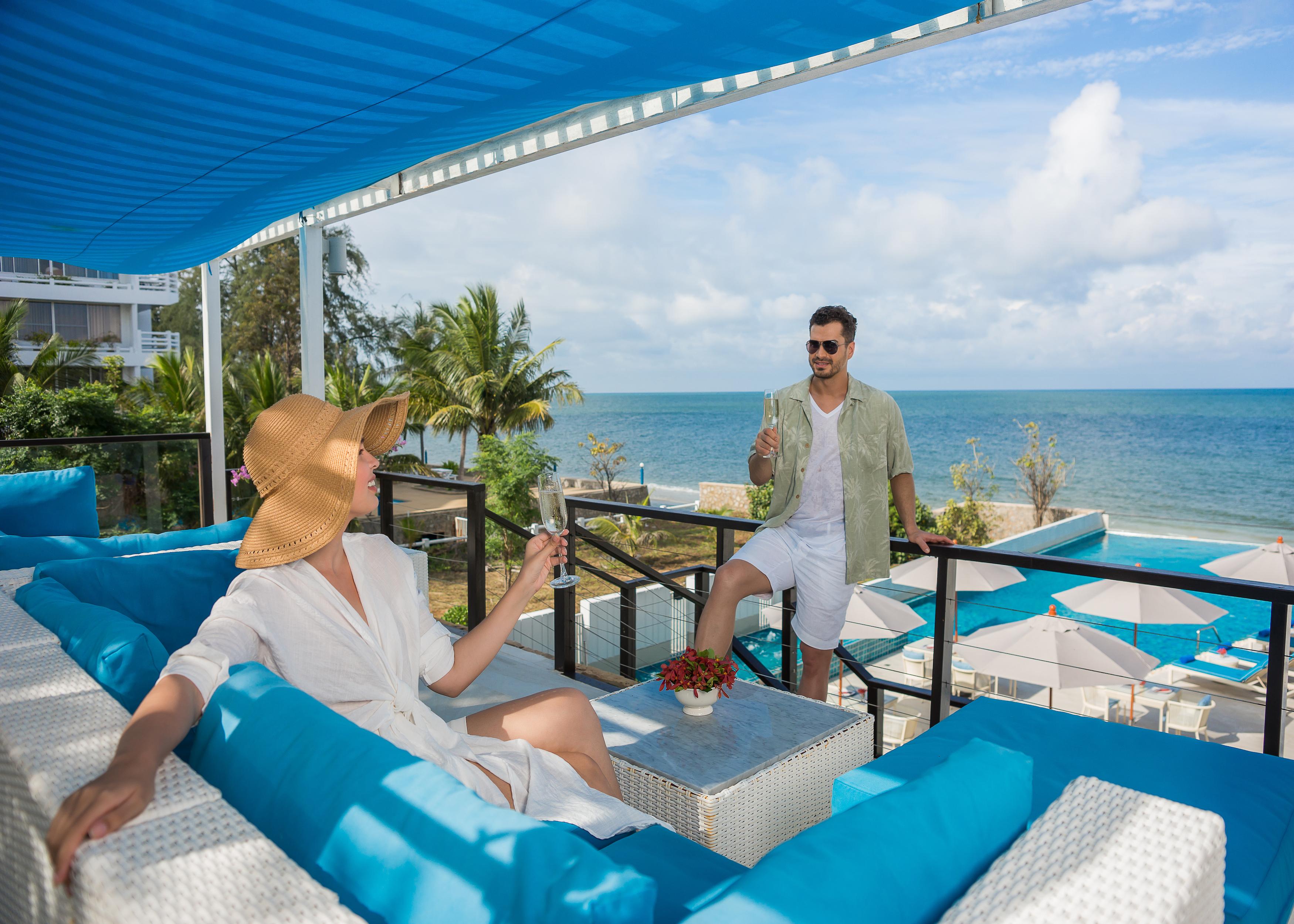 The Rock Hua Hin Beachfront Spa Resort Екстериор снимка