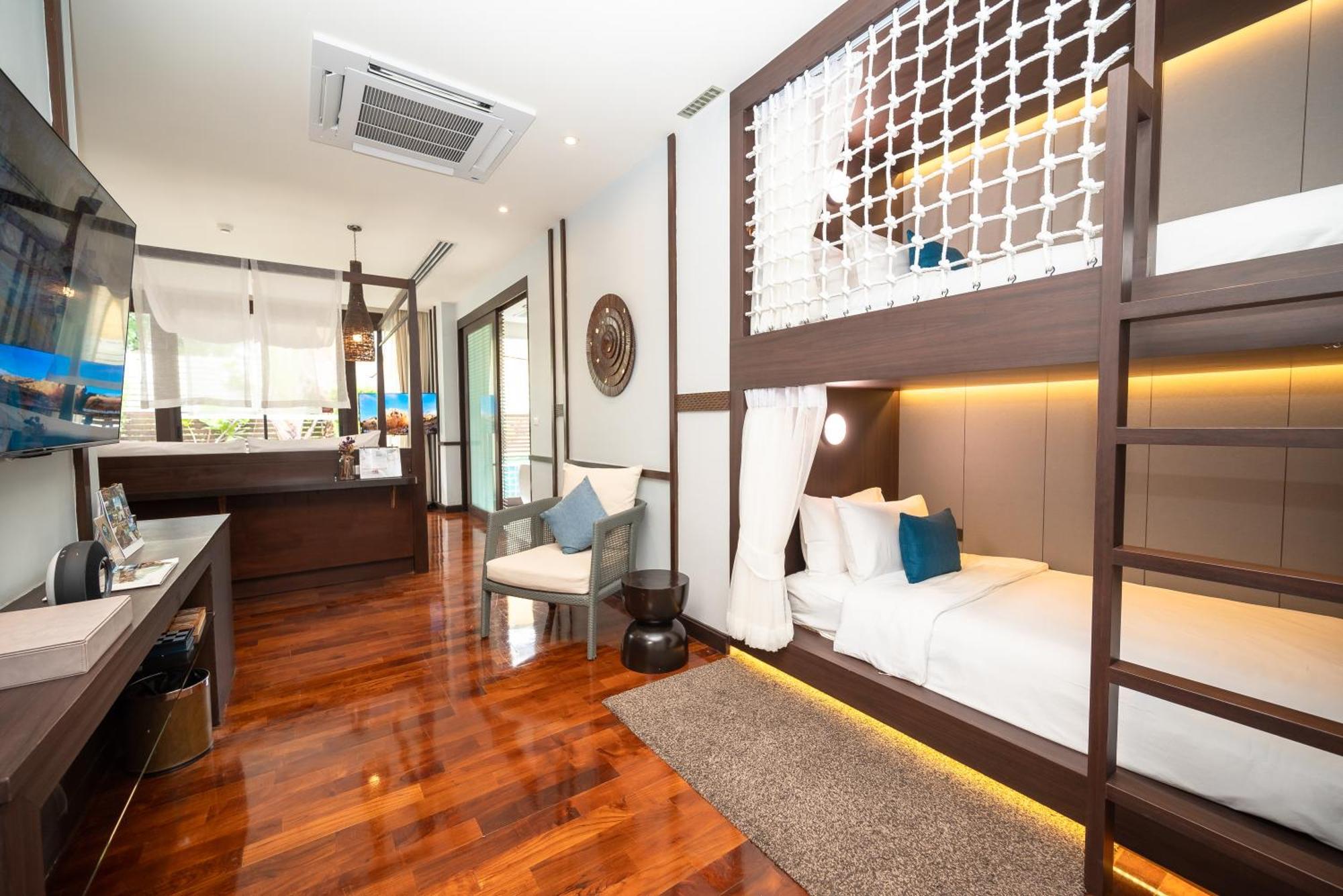 The Rock Hua Hin Beachfront Spa Resort Екстериор снимка